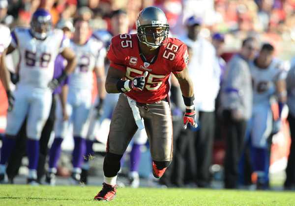 Derrick Brooks was among a group of X inducted into the Pro Football Hall of Fame on Saturday. (Bob Rosato/SI)